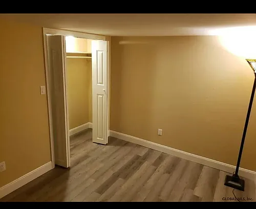 162 Elm St #BASEMENT Photo 1 162 Elm St #BASEMENT Photo 1