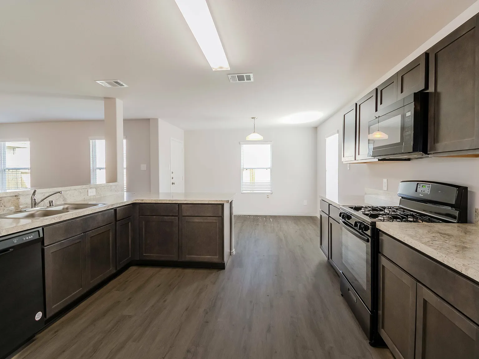 Cypresswood Landing — Photo 2