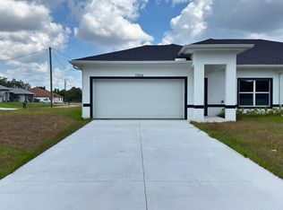 700A Broadway Ave, Lehigh Acres, FL 33972