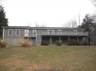7204 Westmoreland Dr, Warrenton, VA 20187