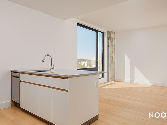 2nd image of 393 Weirfield St #306