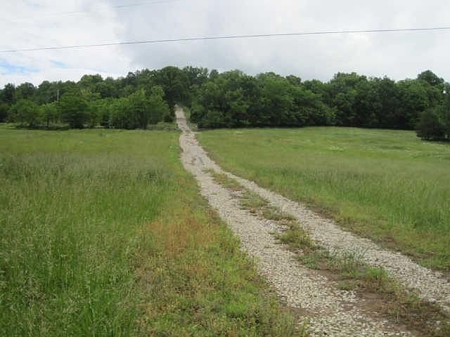 1st image of 10 Agee Branch Ln