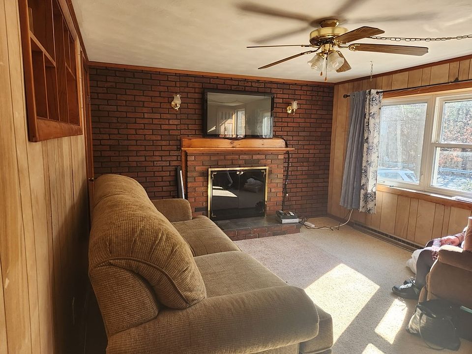 808 Whitman St, Hanson, MA 02341 Zillow
