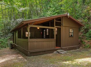 37 Victoria Rose Ln, Waynesville, NC 28785