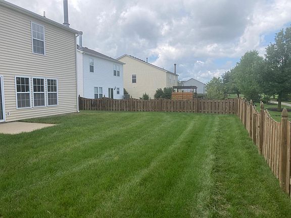 3rd image of 10464 McClain Dr