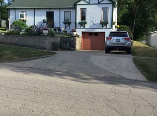 304 E Ross St, Toledo, IA 52342