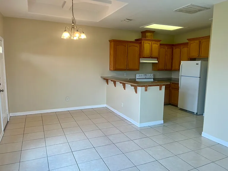 3103 Scotland Dr #2 — Photo 3