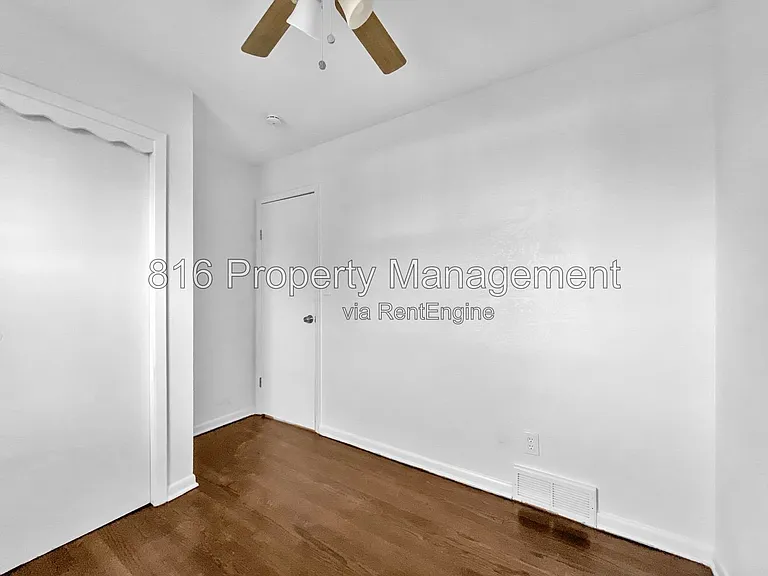 16007 E 35th St S — Photo 14