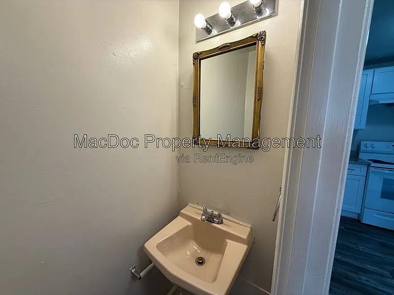 400 Rann Ct — Photo 9