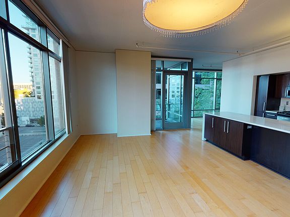 5th image of 1100 S Hope St APT 715