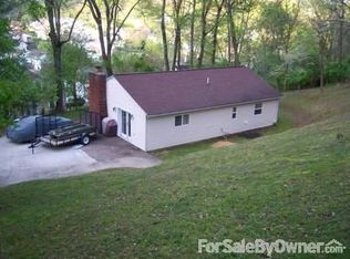 221 Ferndale Dr, Charleston, WV 25302