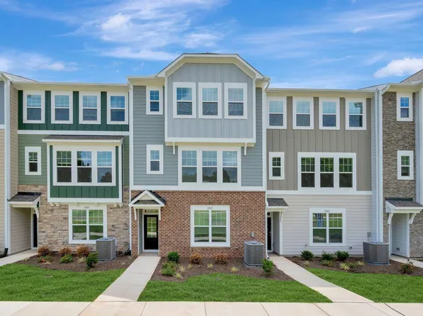 2923 Richardson Rd, Apex, NC 27502