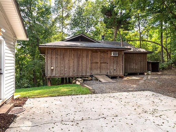 2nd image of 1105 Kindley Ct
