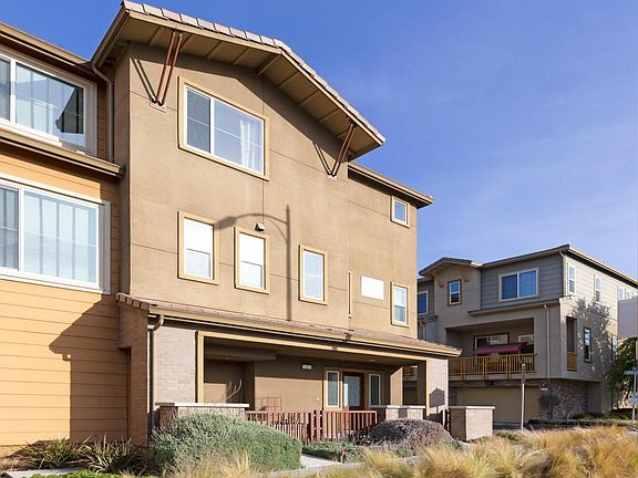 2nd image of 1315 Venturi Dr #1