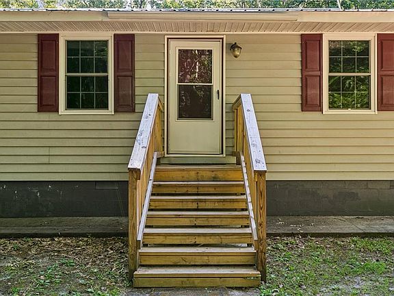 4th image of 4497 Backwoods Ln