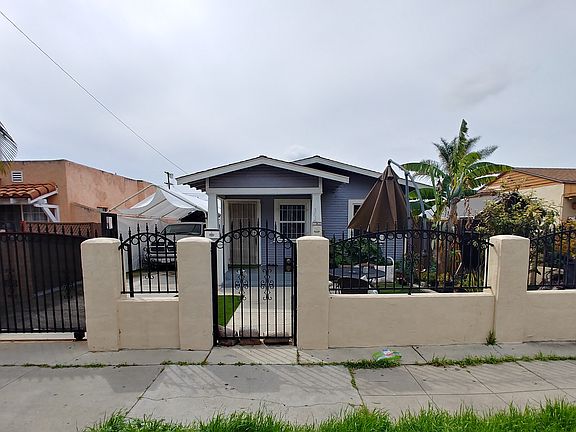 3rd image of 3636-3638 44th St