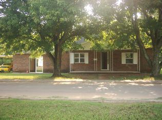 205 Fair St, Sweetwater, TN 37874