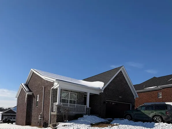 121 Lillian Ct, Shepherdsville, KY 40165
