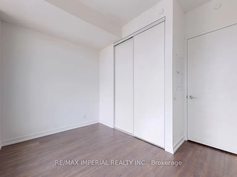 5 Buttermill Ave #3102 — Photo 35