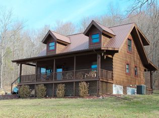 702 Barnetts Creek Rd, Columbia, KY 42728