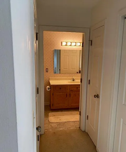60 Church Ct — Photo 13