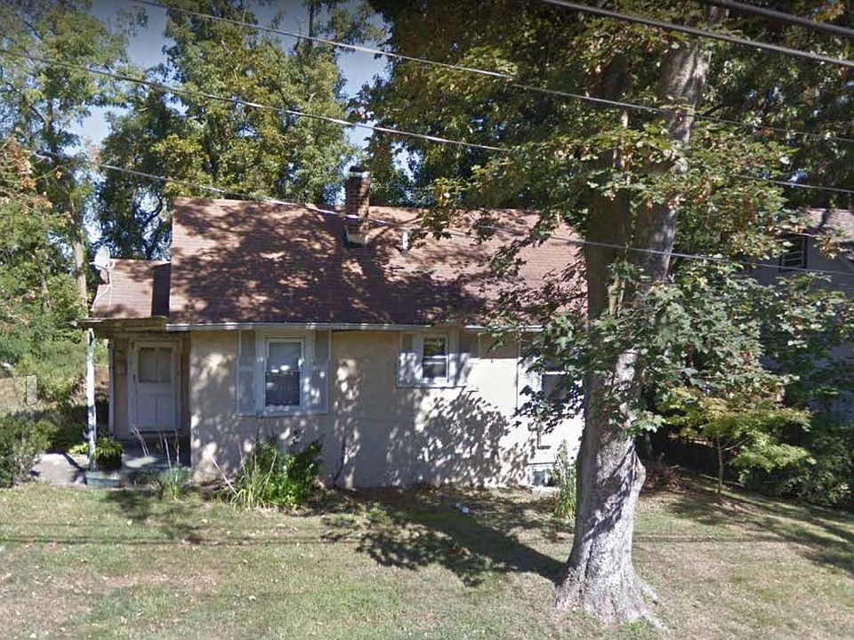 1st image of 61 Van Nostrand Ave