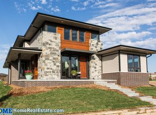 6911 Stonebrook Pkwy, Lincoln, NE 68521
