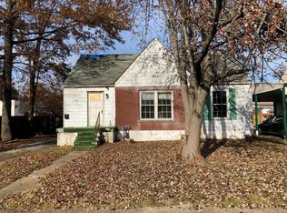 225 Iroquois Ave, Louisville, KY 40214