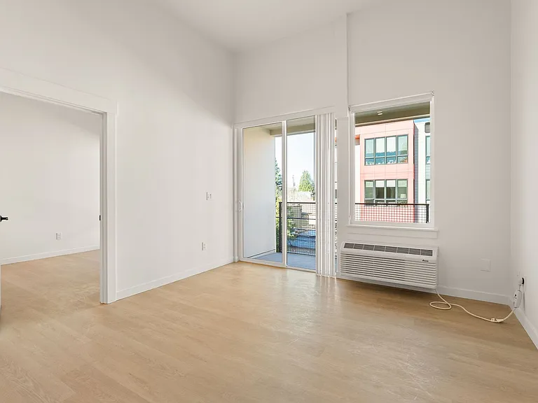 2508 SE 32nd Ave — Photo 51