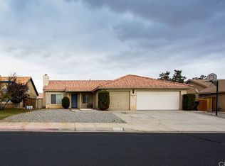 14272 Sepulveda Dr, Victorville, CA 92392