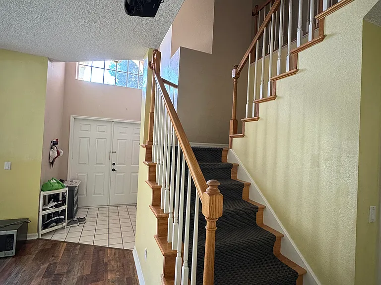 Foxcroft Cir — Photo 6