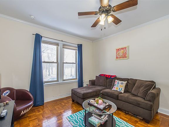 4th image of 149 Bentley Ave #103