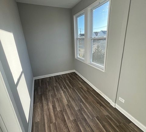 4th image of 4612 S California Ave