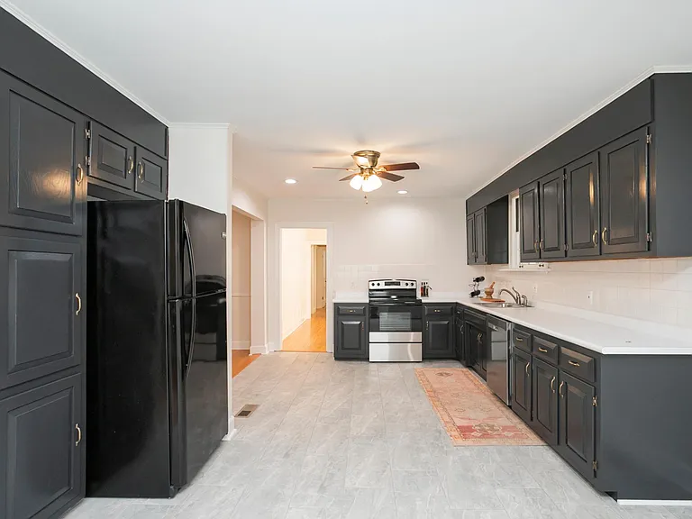 222 Dellrose Dr — Photo 7