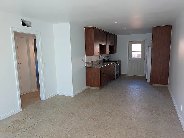 317 S Rose St #2 — Photo 6