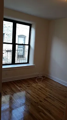Rented by Max & Associates Realty Corp | media 5