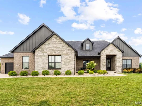 3828 Tanzanite Trl, Edwardsville, IL 62025