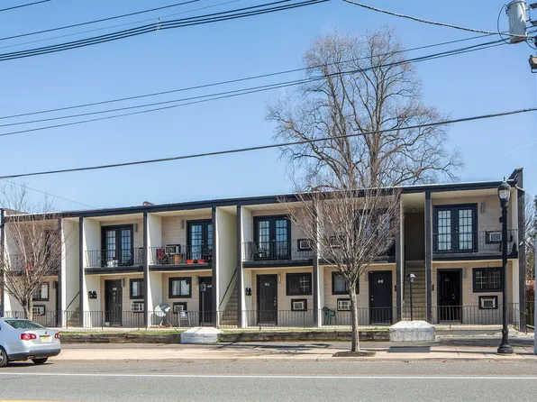 424 N Black Horse Pike #456, Runnemede, NJ 08078