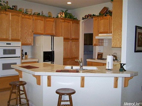 4th image of 10942 Viano Ct
