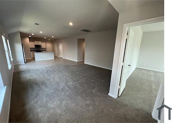 3rd image of 5909 Harvey Gap Ln