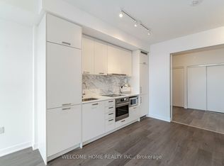 38 Honeycrisp Cres #1019, Vaughan, ON L4K 0M8