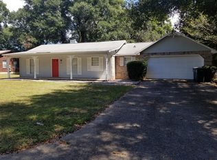 5530 Debbie Dr, Milton, FL 32570