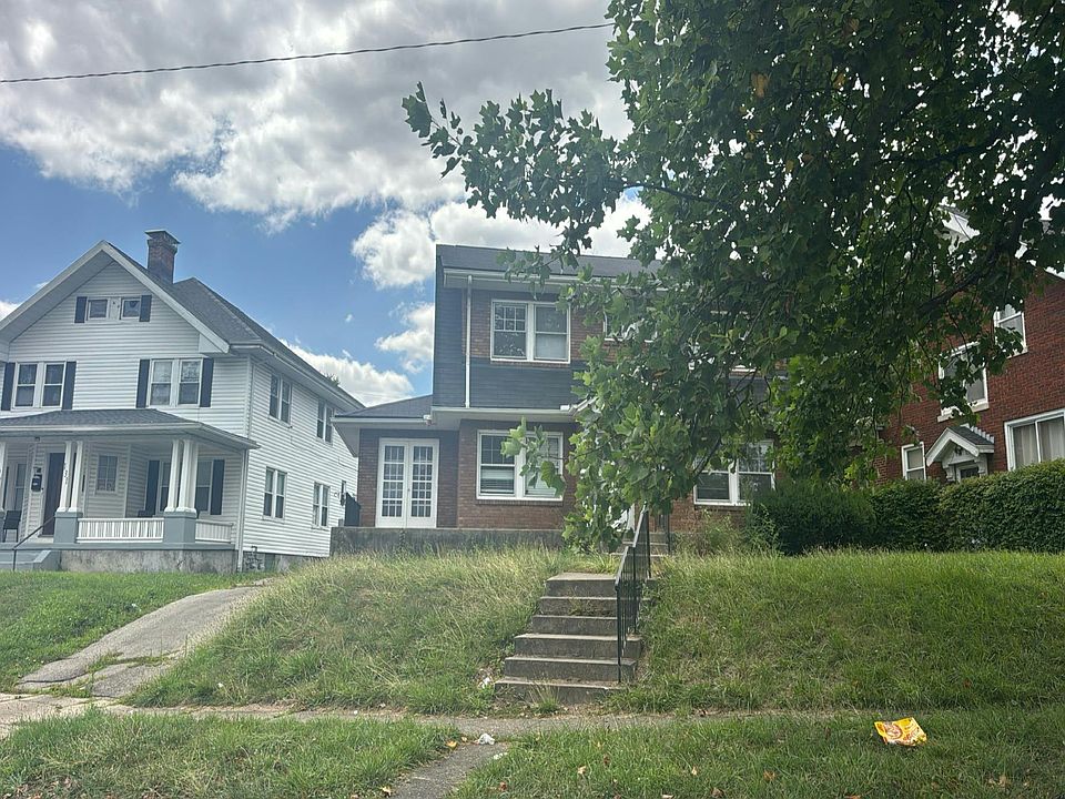 1st image of 135 Willowwood Dr