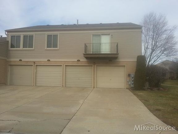 2nd image of 44475 S Carolina Dr