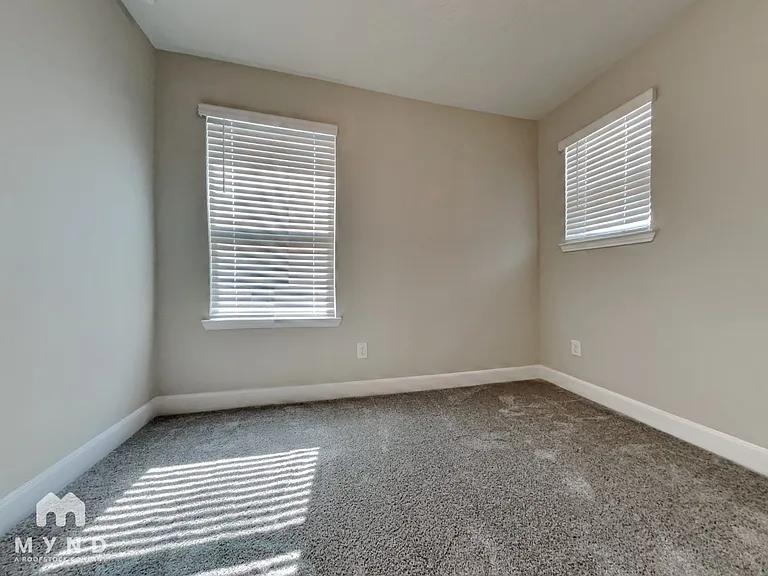 10210 Alder Ridge Dr — Photo 16