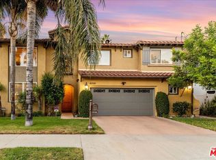 15709 Milbank St, Encino, CA 91436