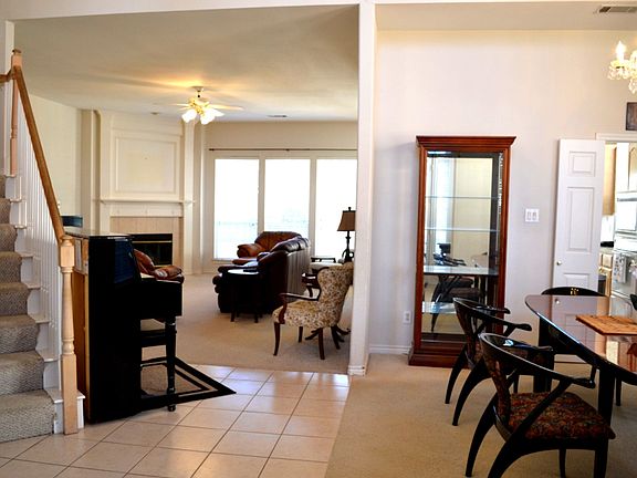 2nd image of 1608 Crown Point Rd