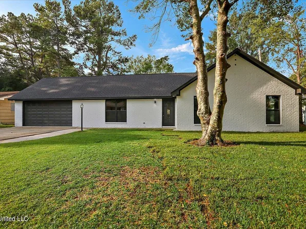 5107 Parkway Dr, Jackson, MS 39211