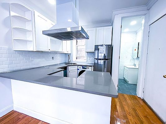 1st image of 3704 30th Ave APT 3F