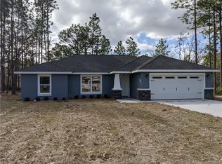 1122 W Hampshire Blvd, Citrus Springs, FL 34434